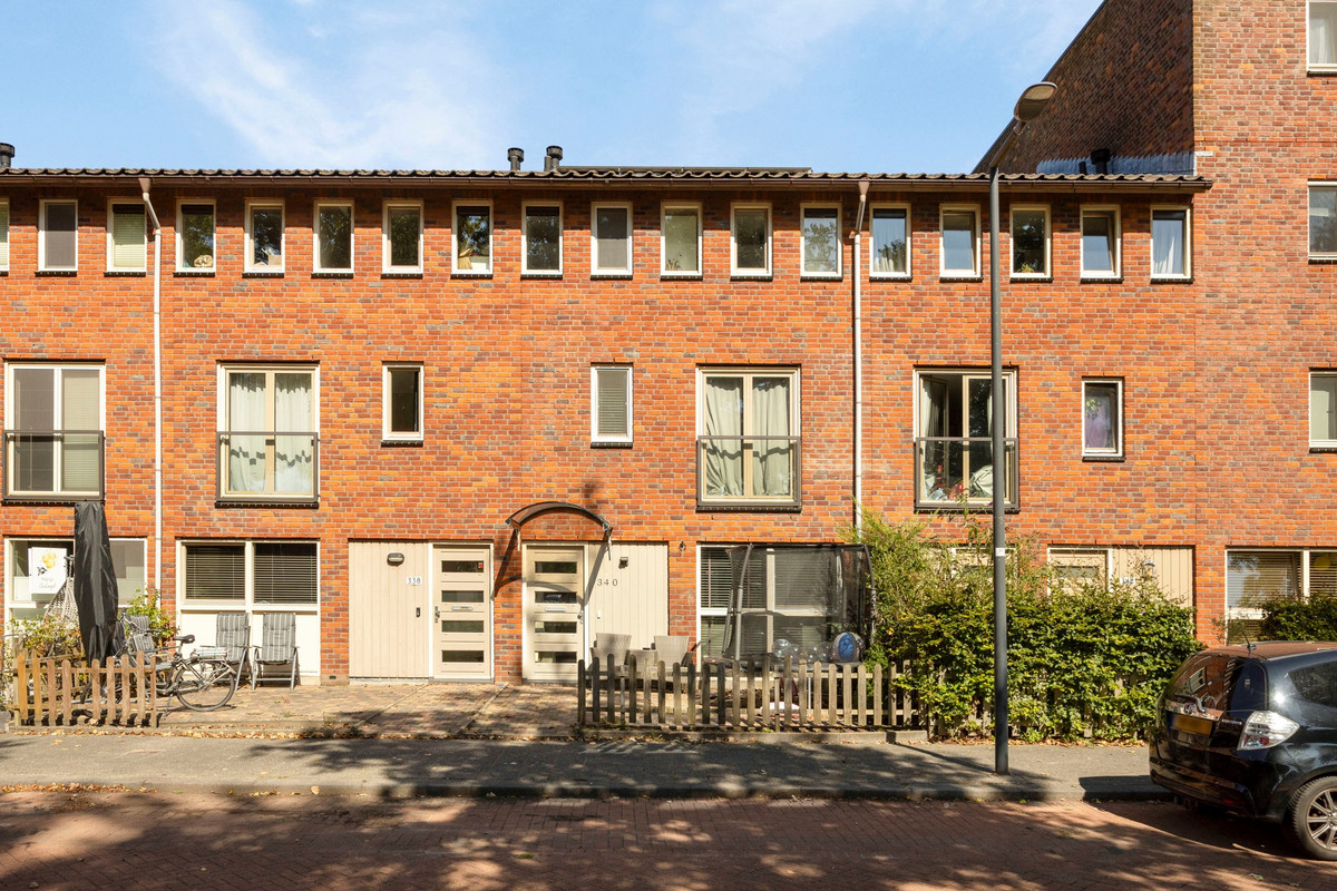 Tussenwoning te koop: Carel Willinksingel 340, Rotterdam