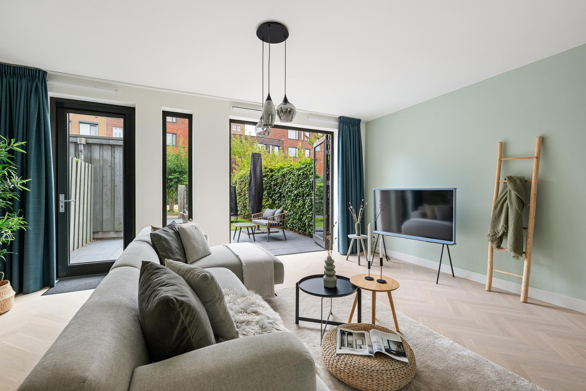 Tussenwoning te koop: Wandeloordlaan 24, Rotterdam