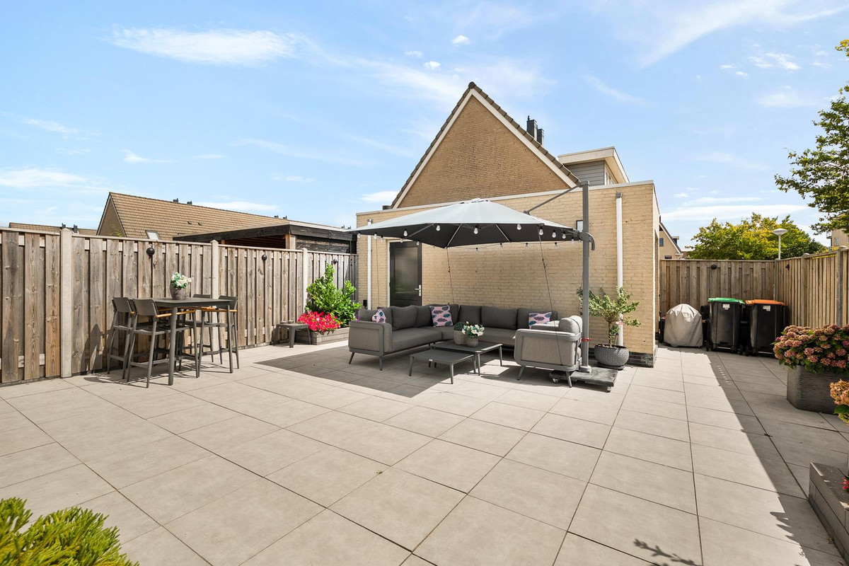 Hoekwoning te koop: Bezeel 40, Rhoon