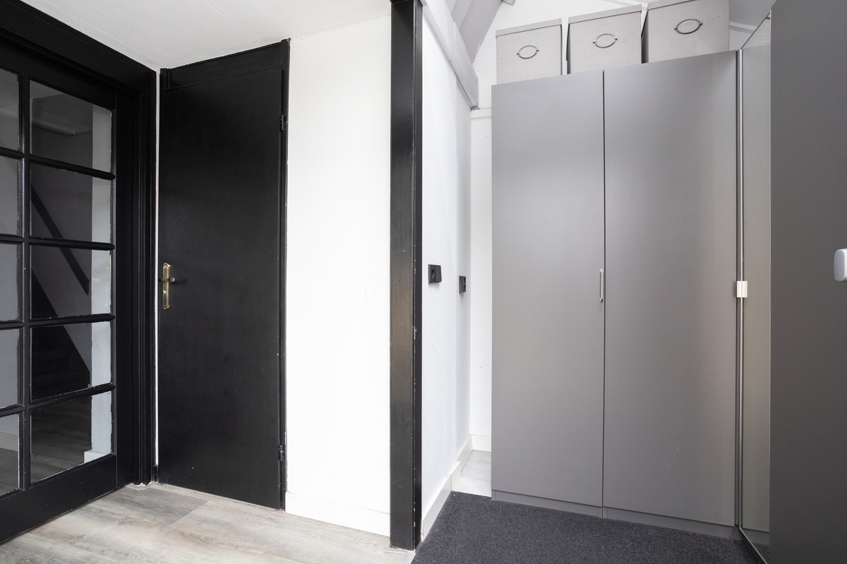 Tussenwoning te koop: Edelsteenweg 23, Berkel En Rodenrijs