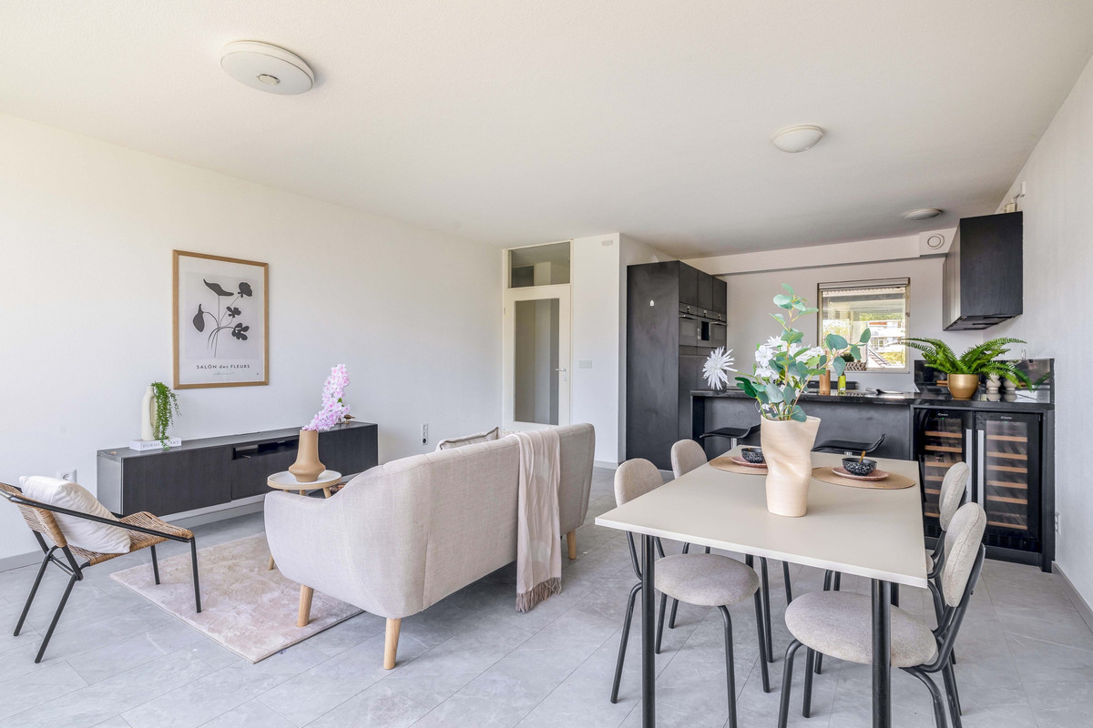 Appartement te koop: Henry Moorepassage 71, Capelle Aan Den Ijssel