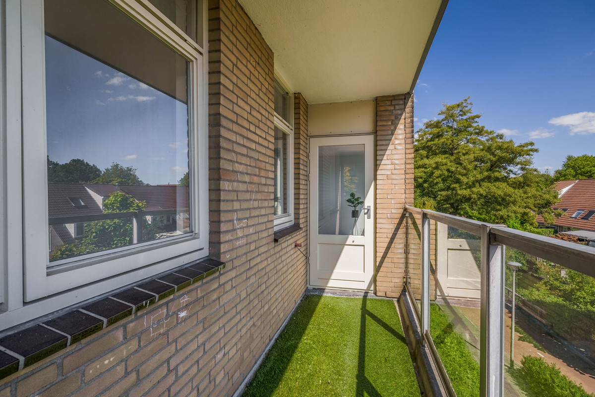 Appartement te koop: Henry Moorepassage 71, Capelle Aan Den Ijssel