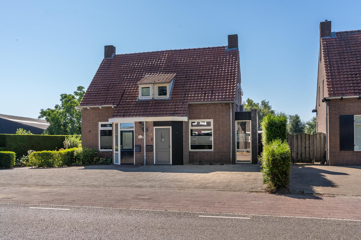 Twee-onder-één-kap te koop: Hoogstraat 56, Sint-Michielsgestel