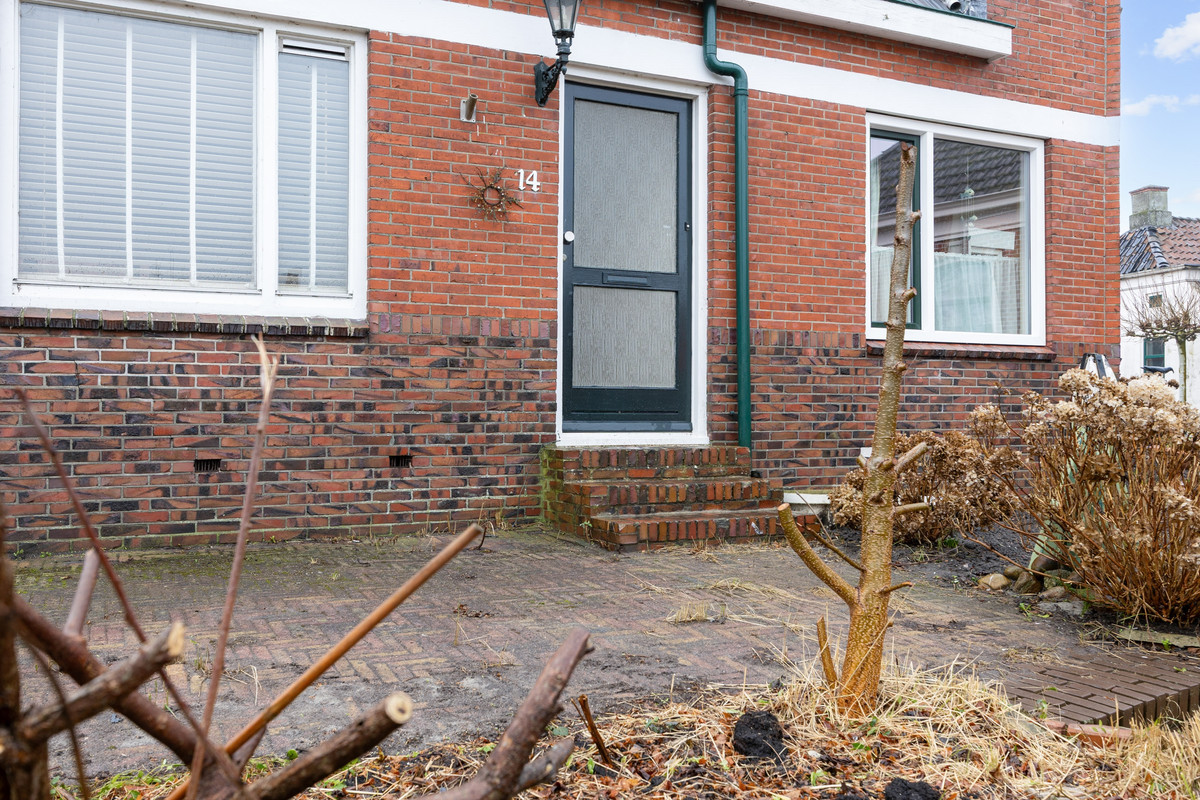 Twee-onder-één-kap te koop: Vissersstraat 14, Zoutkamp
