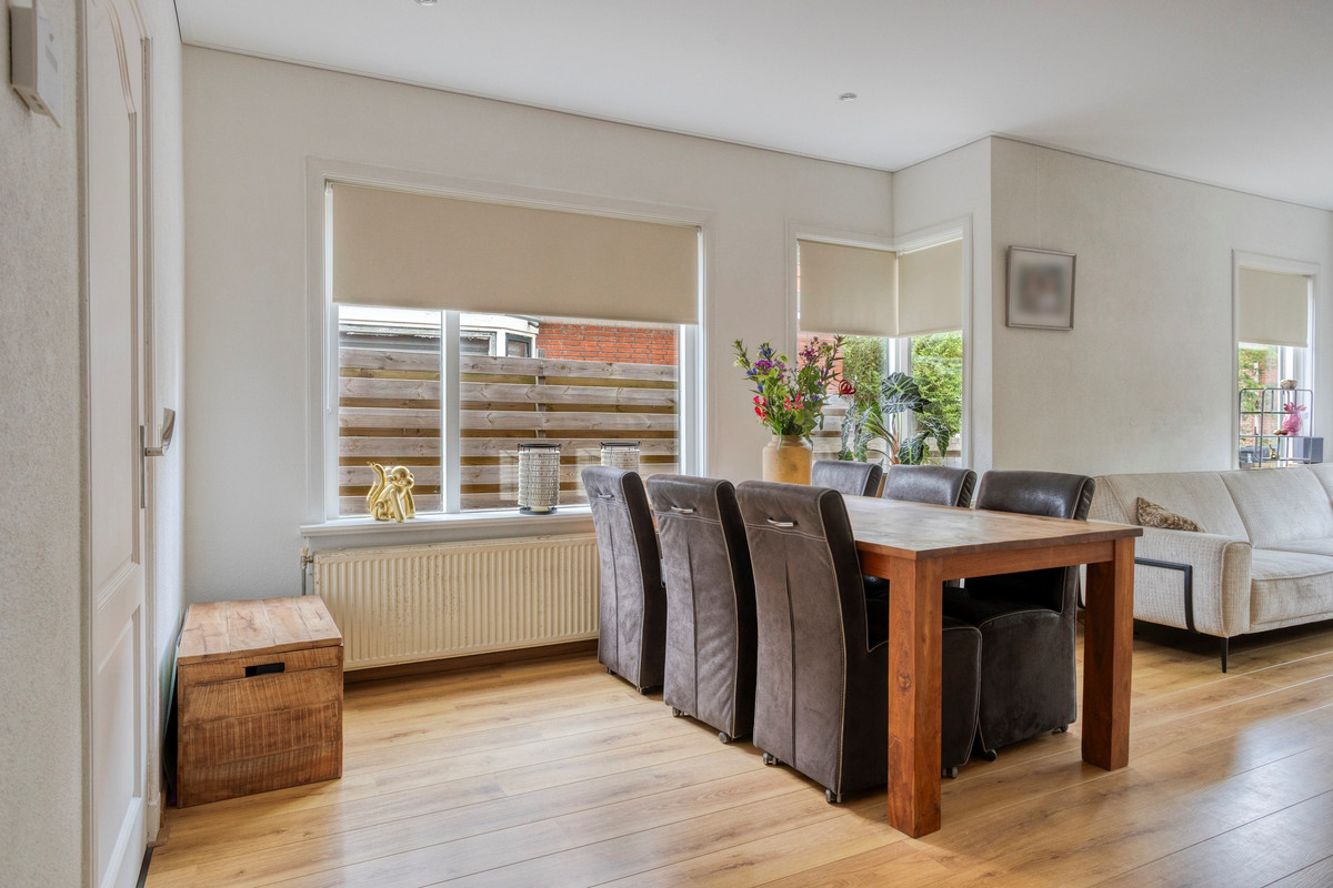 Twee-onder-één-kap te koop: Herenstraat 12, Sappemeer
