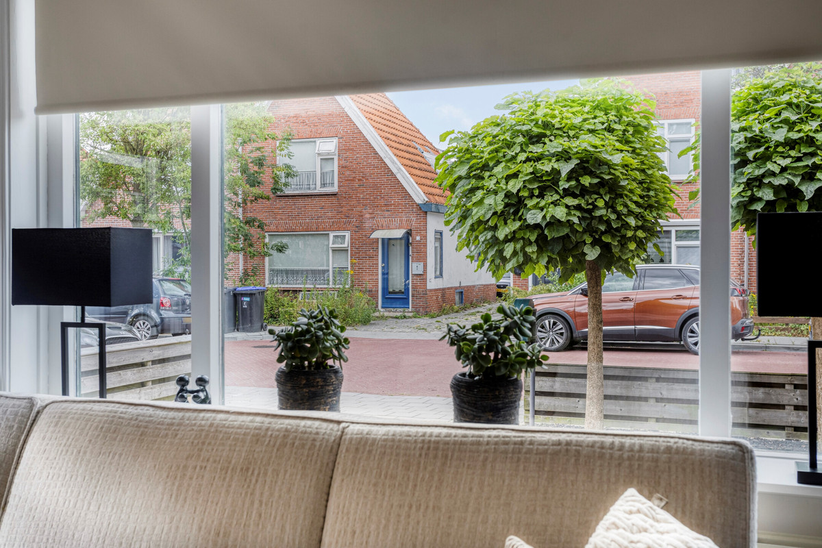Twee-onder-één-kap te koop: Herenstraat 12, Sappemeer