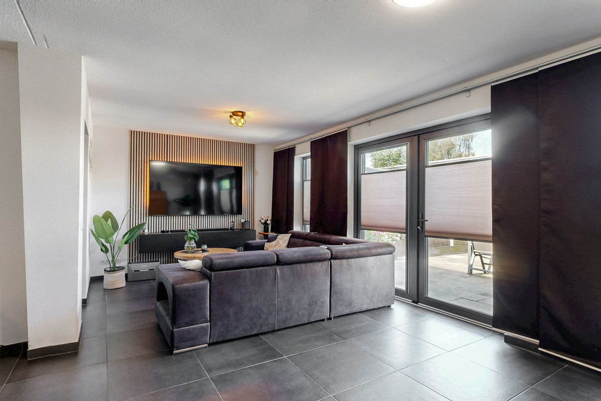 Tussenwoning te koop: Kloosterstraat 23, Geleen