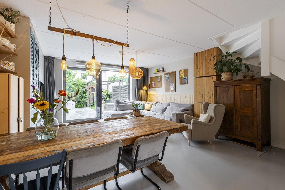 Tussenwoning te koop: Benedenveer 8, Sliedrecht