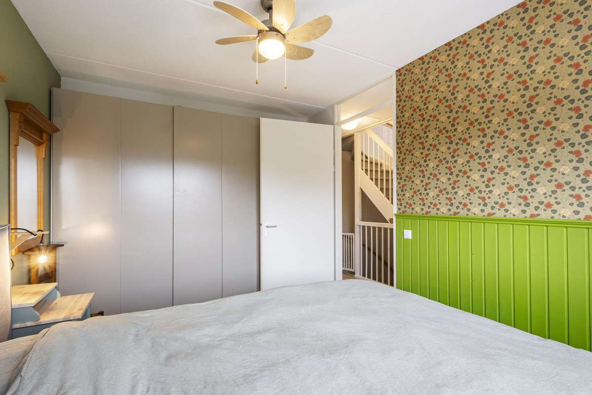 Tussenwoning te koop: Benedenveer 8, Sliedrecht