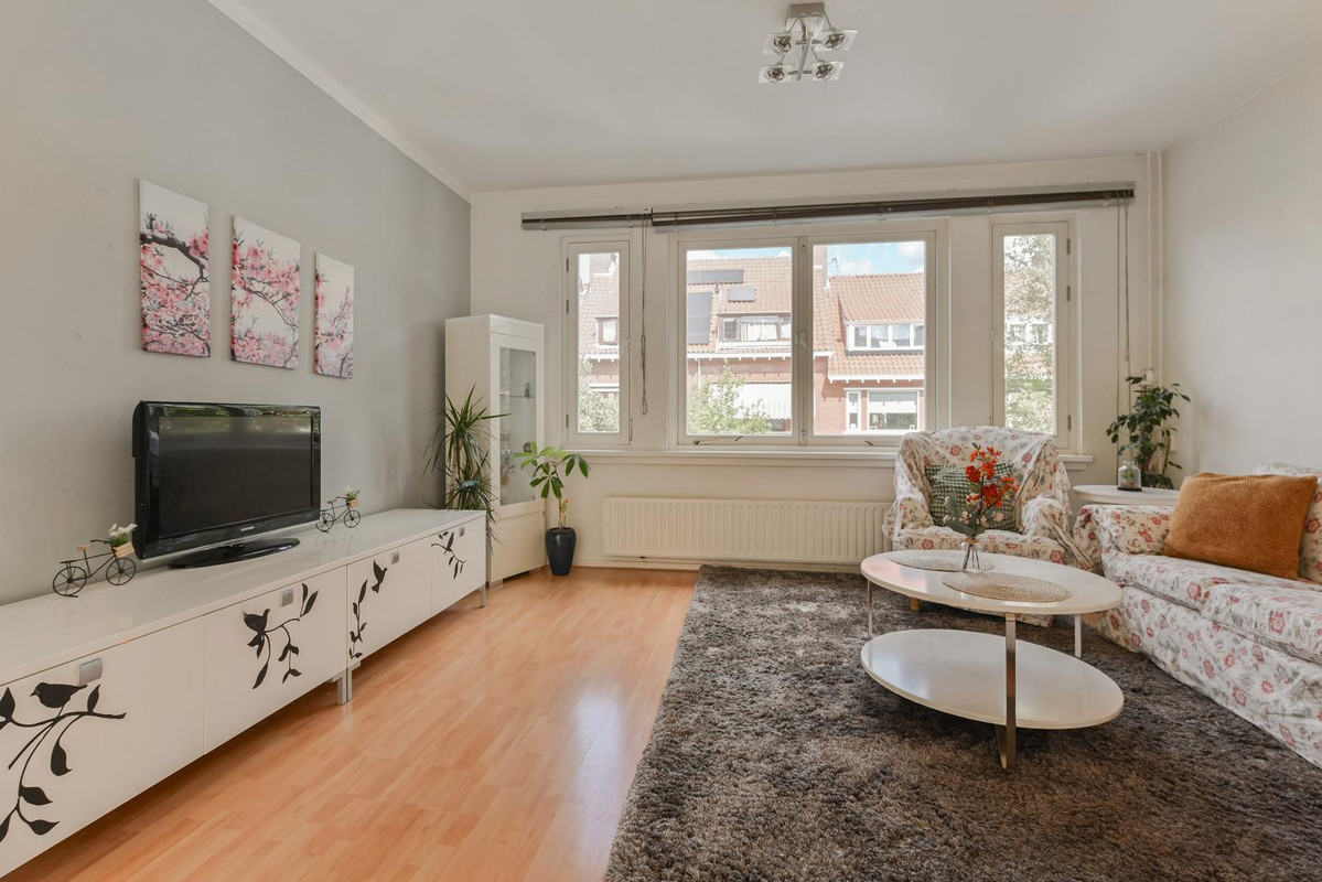 Appartement te koop: van der Palmstraat 33, Voorburg