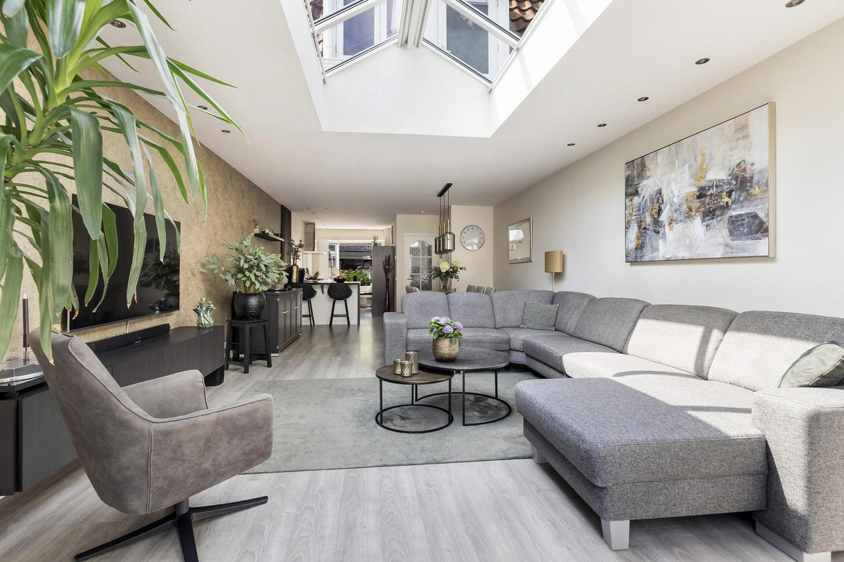 Hoekwoning te koop: Koninginneweg 245, Rotterdam