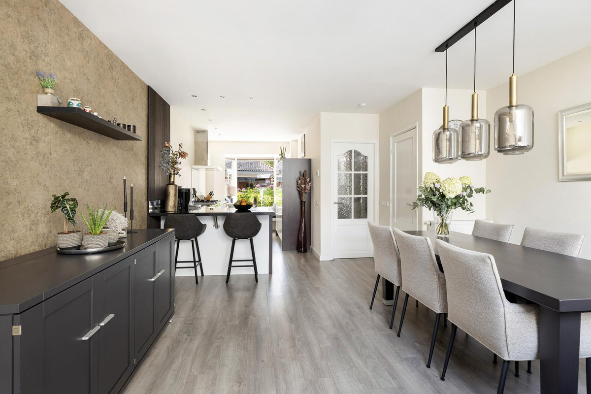 Hoekwoning te koop: Koninginneweg 245, Rotterdam