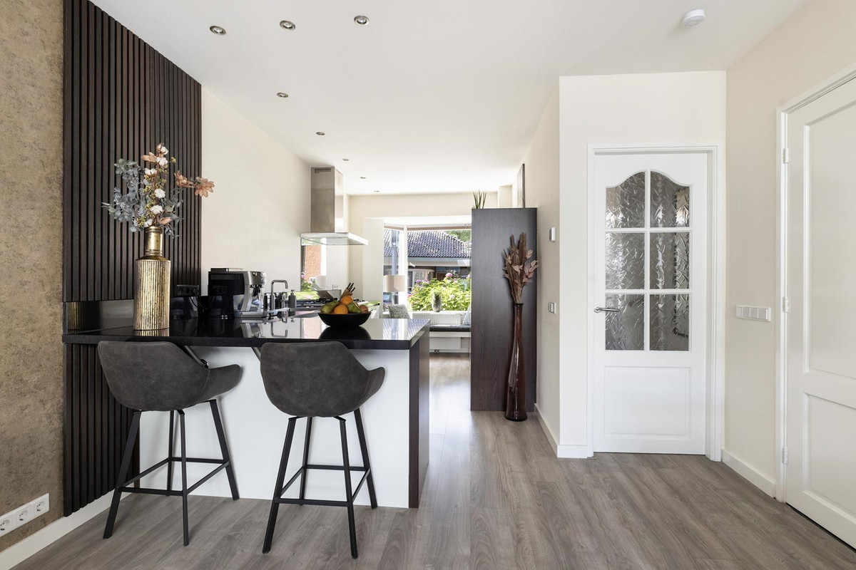 Hoekwoning te koop: Koninginneweg 245, Rotterdam