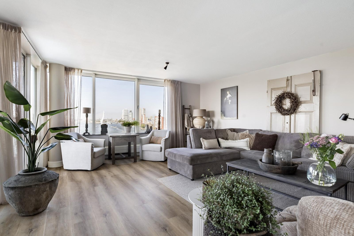 Appartement te koop: Charloisse Hoofd 83D, Rotterdam