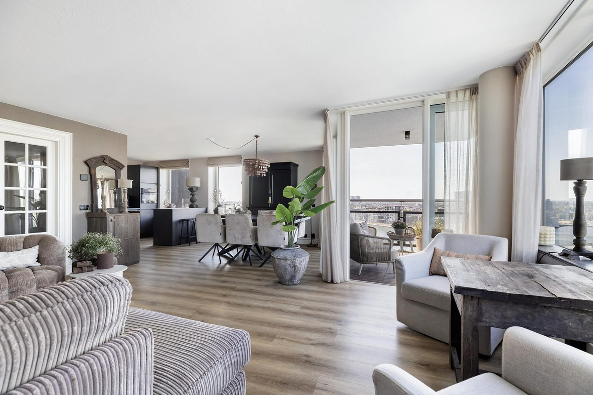 Appartement te koop: Charloisse Hoofd 83D, Rotterdam