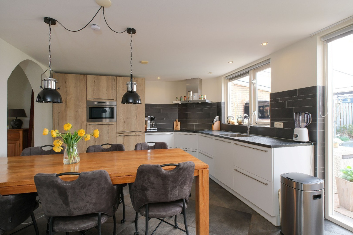 Tussenwoning te koop: De Taling 49, Almelo