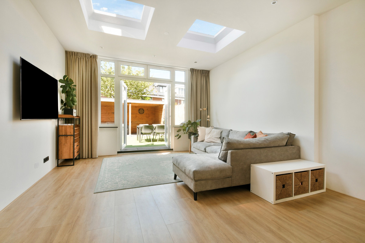 Hoekwoning te koop: Geweerstraat 3, Haarlem