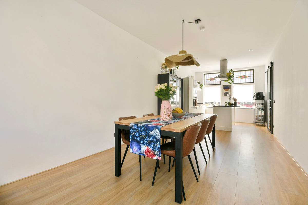 Hoekwoning te koop: Geweerstraat 3, Haarlem