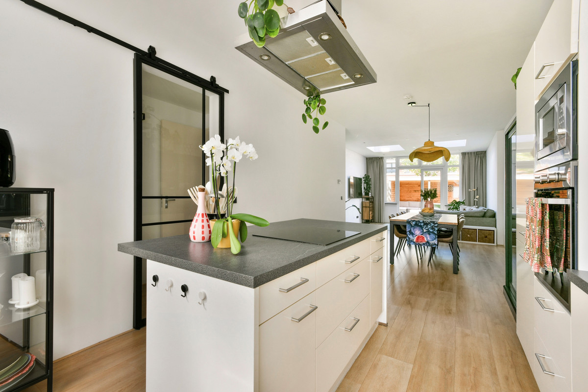 Hoekwoning te koop: Geweerstraat 3, Haarlem