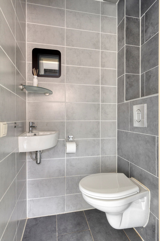 Tussenwoning te koop: Vredeman de Vriesstraat 50B, Tilburg