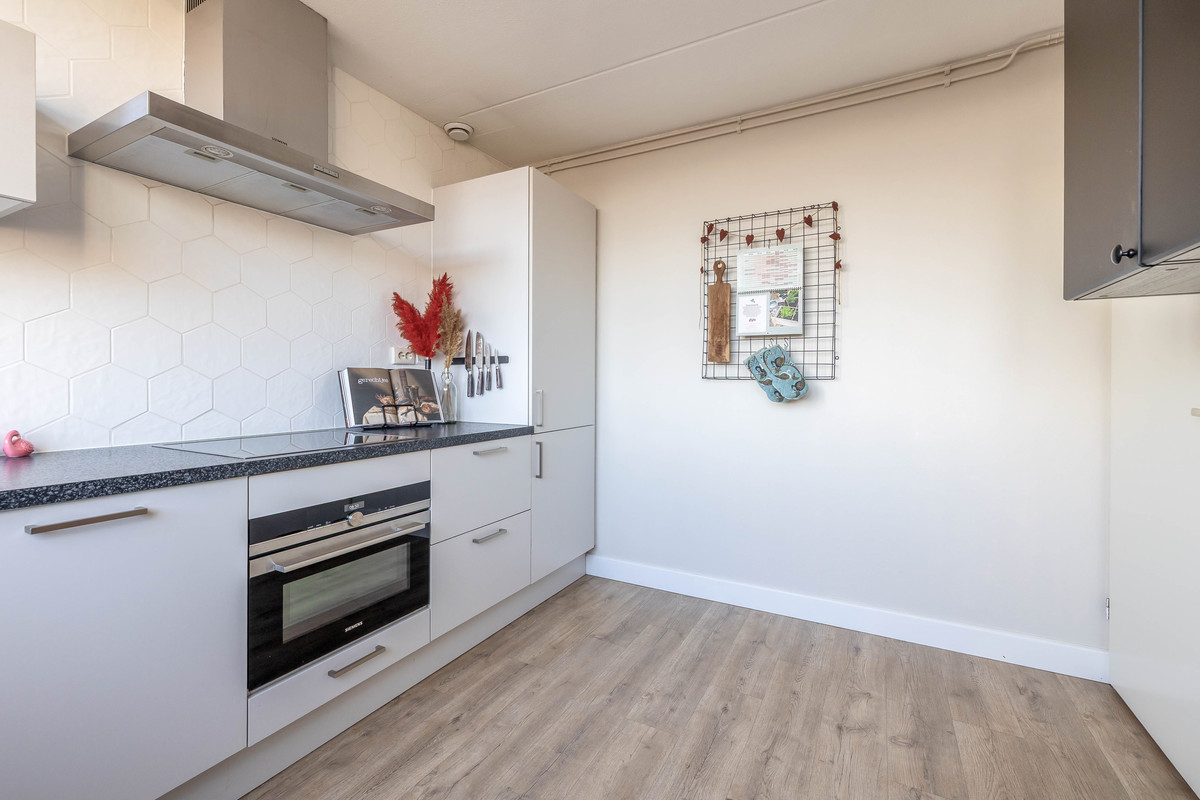 Appartement te koop: Oostmaaslaan 225E, Rotterdam
