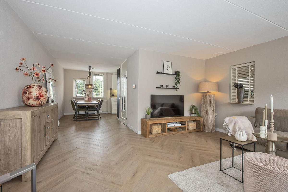 Tussenwoning te koop: De Merel 3, Almelo