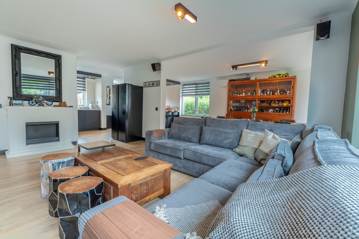 Hoekwoning te koop: Witsandstraat 19, Hellevoetsluis