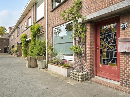 Bruinbankstraat 21