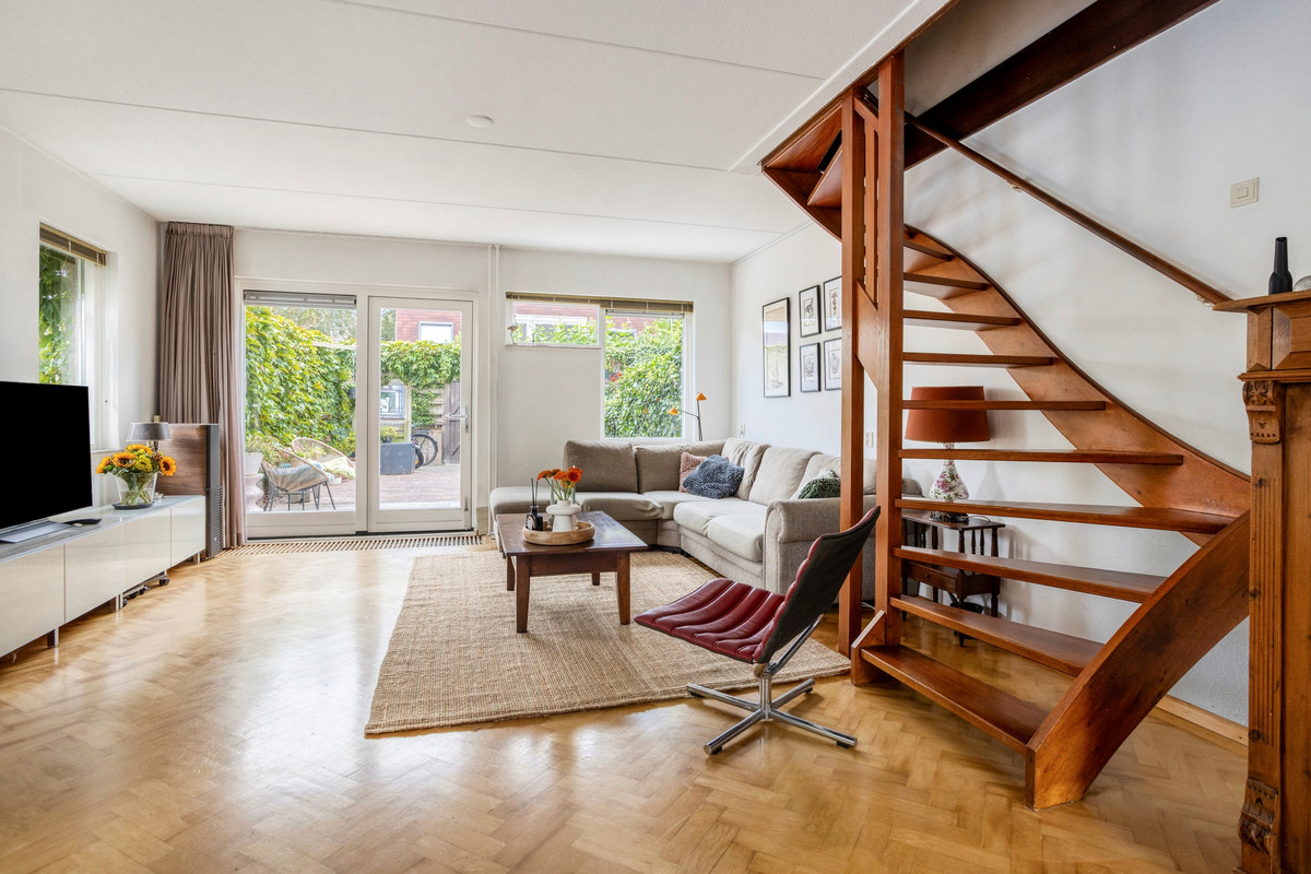 Hoekwoning te koop: Bijdorp 18, Leiderdorp