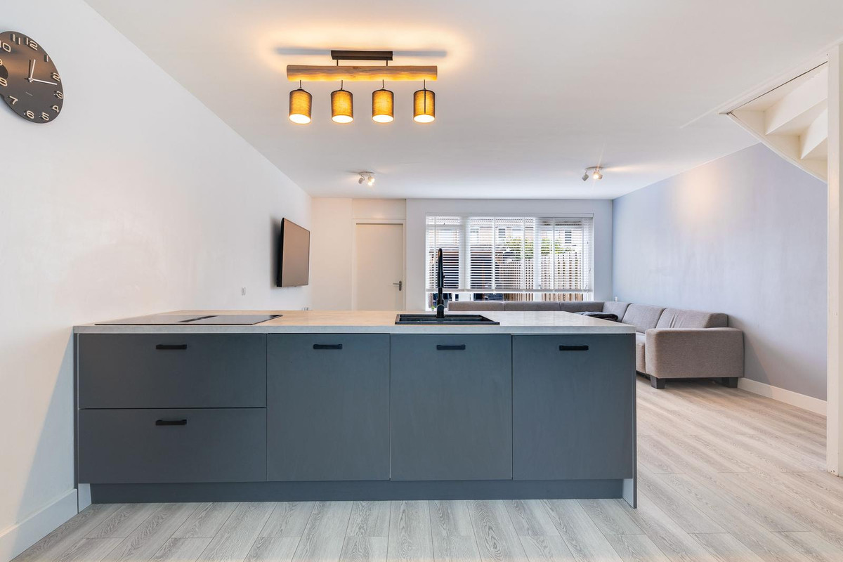 Hoekwoning te koop: Kap 14, Hoorn