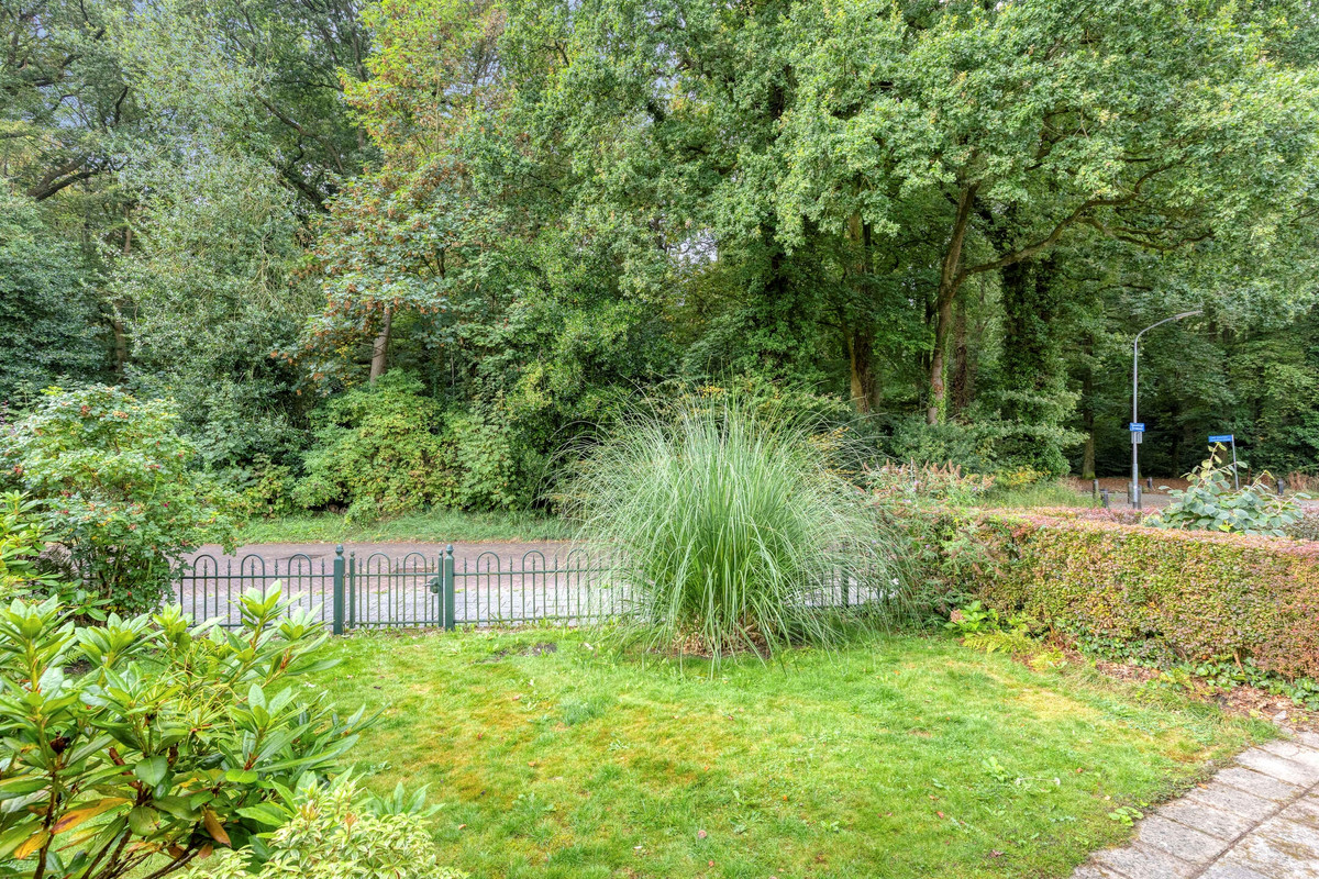 Tussenwoning te koop: Van Der Waalspad 19, Assen