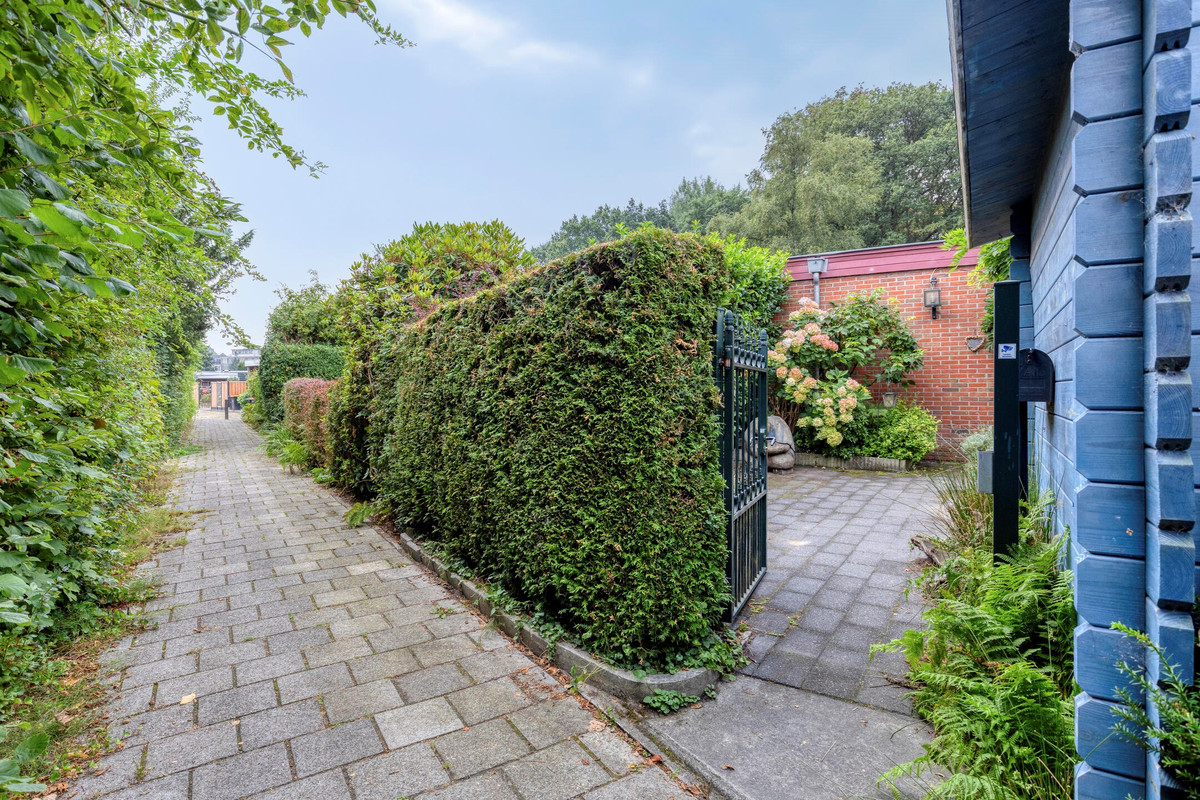 Tussenwoning te koop: Van Der Waalspad 19, Assen