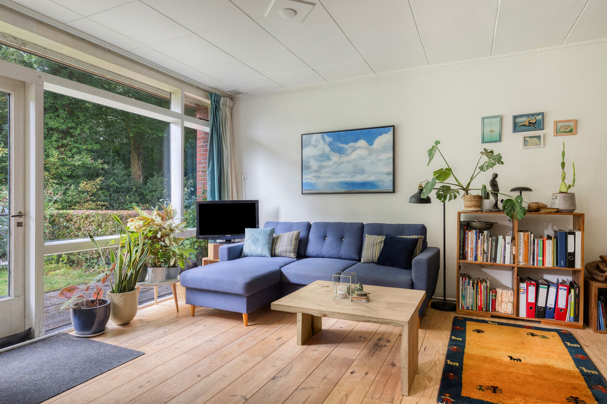 Tussenwoning te koop: Van Der Waalspad 19, Assen
