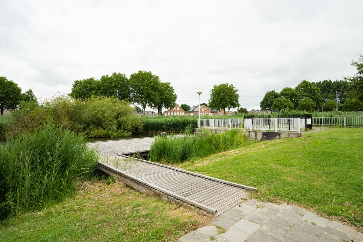 Tussenwoning te koop: Raadsliedenstraat 13, Leerdam