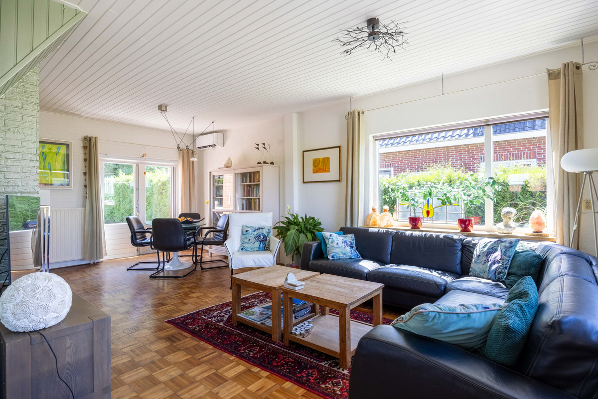 Vrijstaande woning te koop: Wierdeweg 16, Ezinge