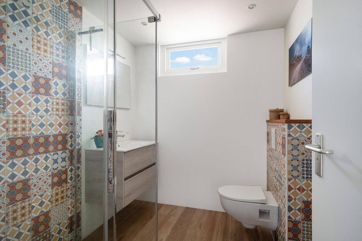 Tussenwoning te koop: Vreebos 64, Zoetermeer
