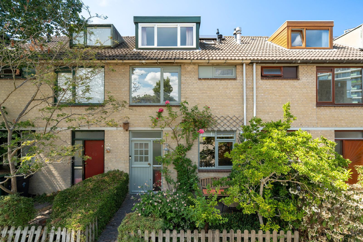 Tussenwoning te koop: Vreebos 64, Zoetermeer