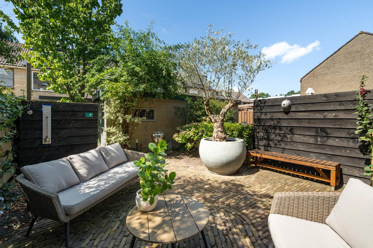 Tussenwoning te koop: Vreebos 64, Zoetermeer
