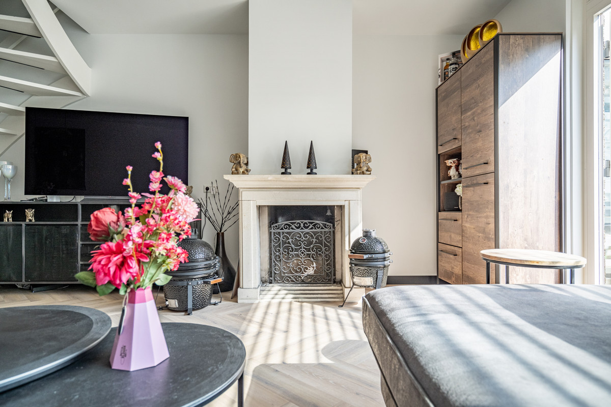 Tussenwoning te koop: Westlanderwerf 3, Leiden