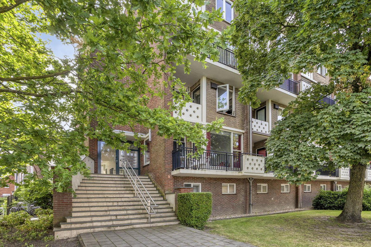 Appartement te koop: Oldenzaalsestraat 240, Enschede
