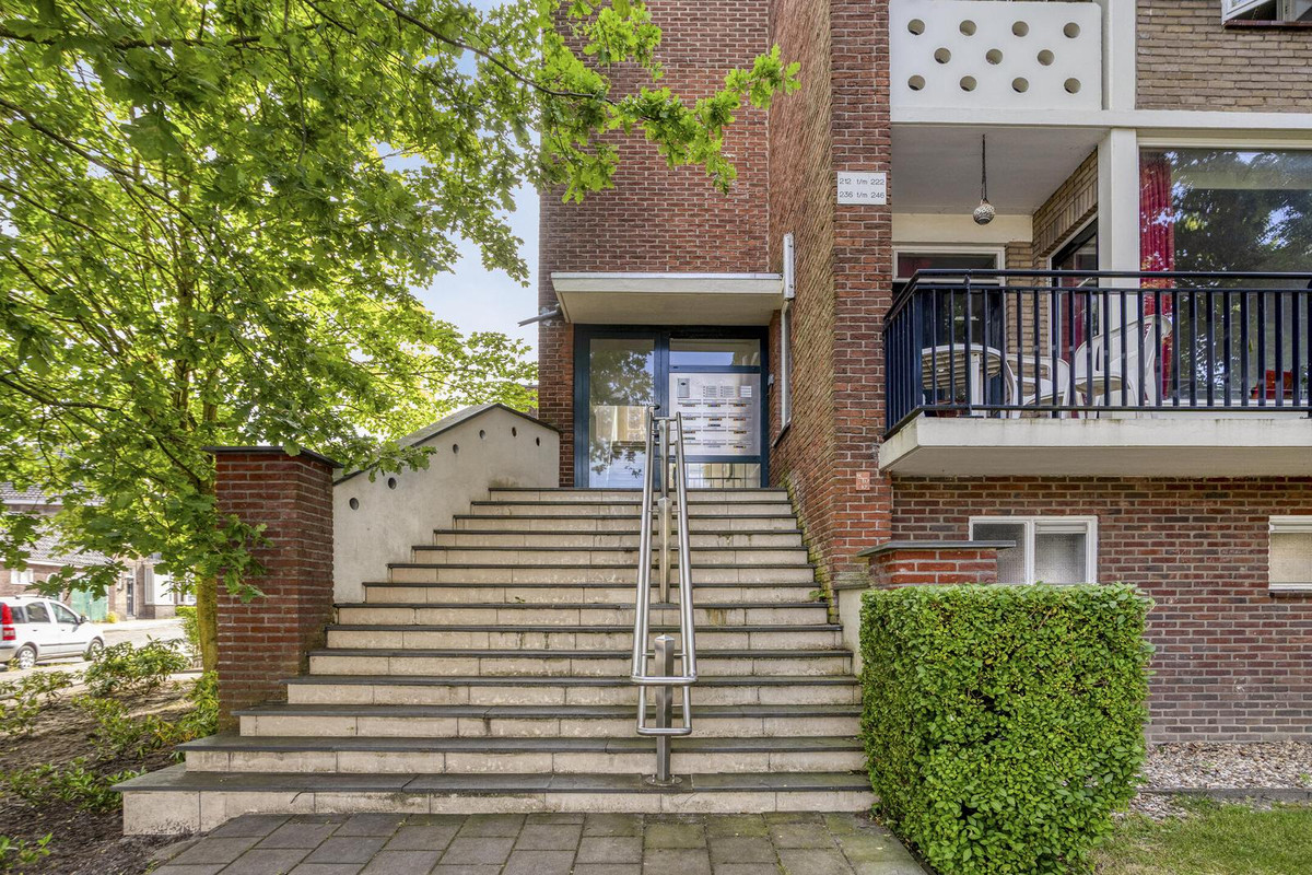Appartement te koop: Oldenzaalsestraat 240, Enschede