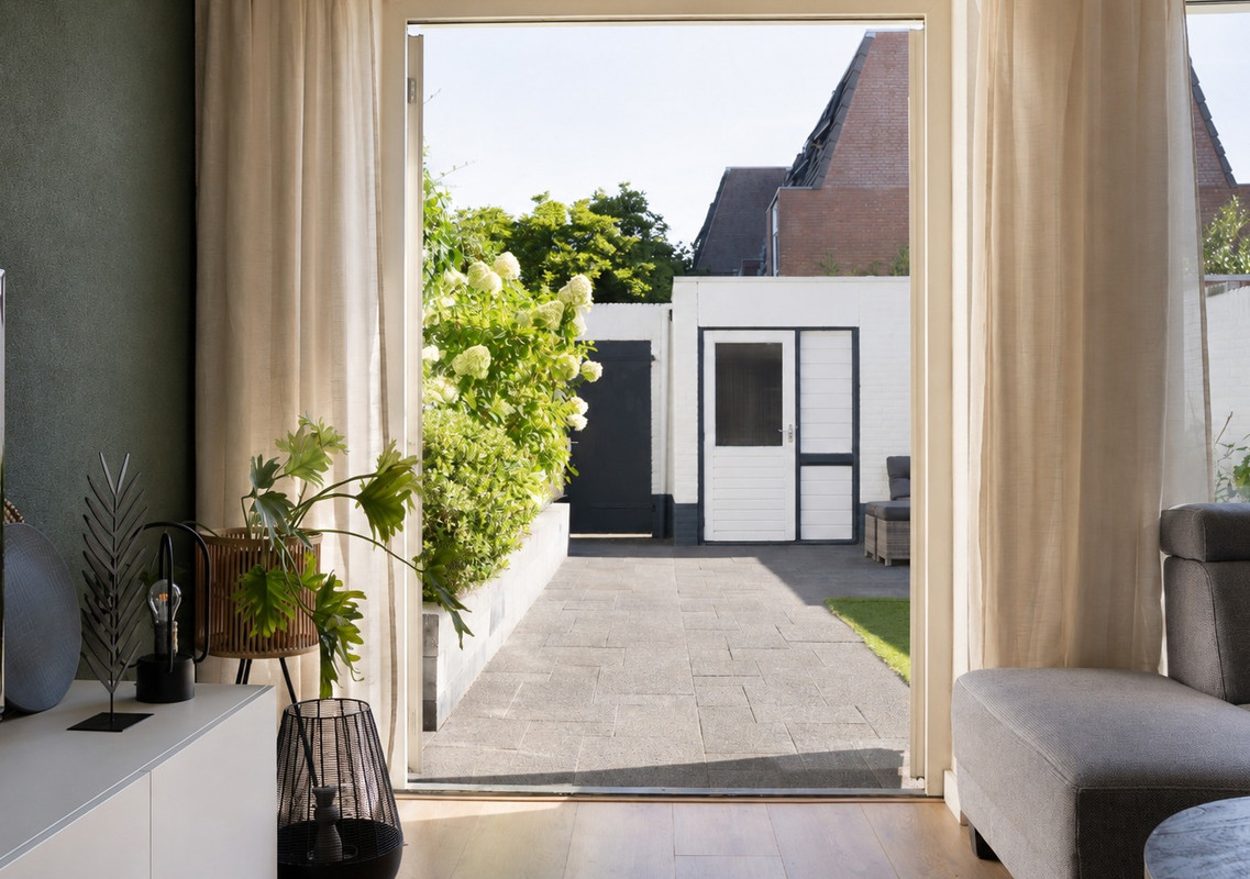 Tussenwoning te koop: Ambrozijnberg 224, Roosendaal