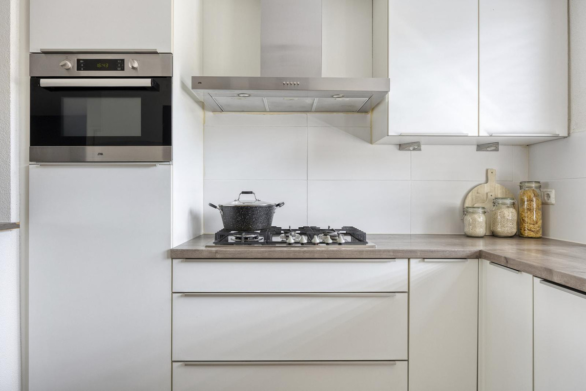 Tussenwoning te koop: Ambrozijnberg 224, Roosendaal