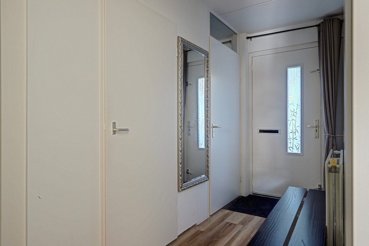 Tussenwoning te koop: Breitnerhof 207, Hoorn