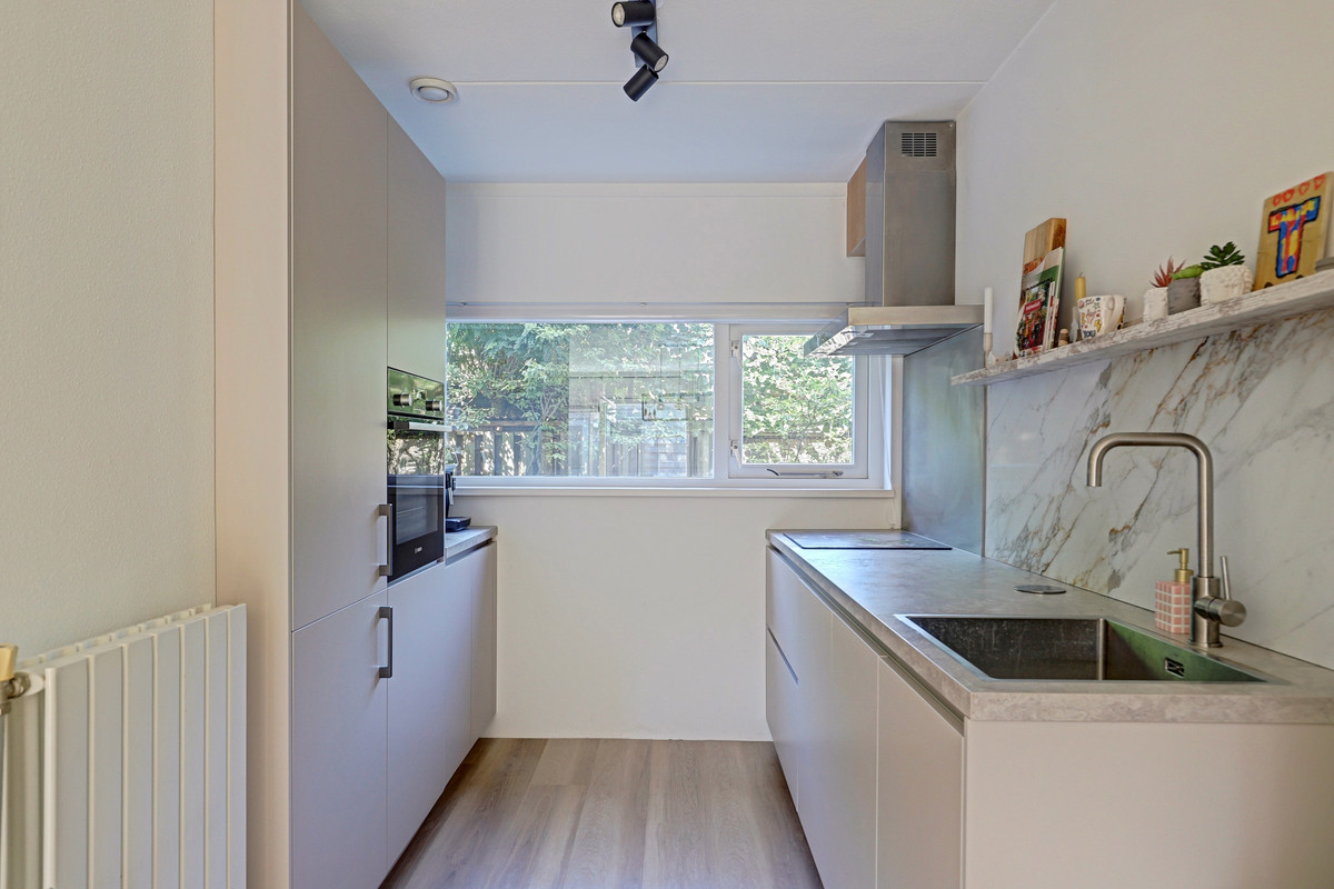 Tussenwoning te koop: Breitnerhof 207, Hoorn