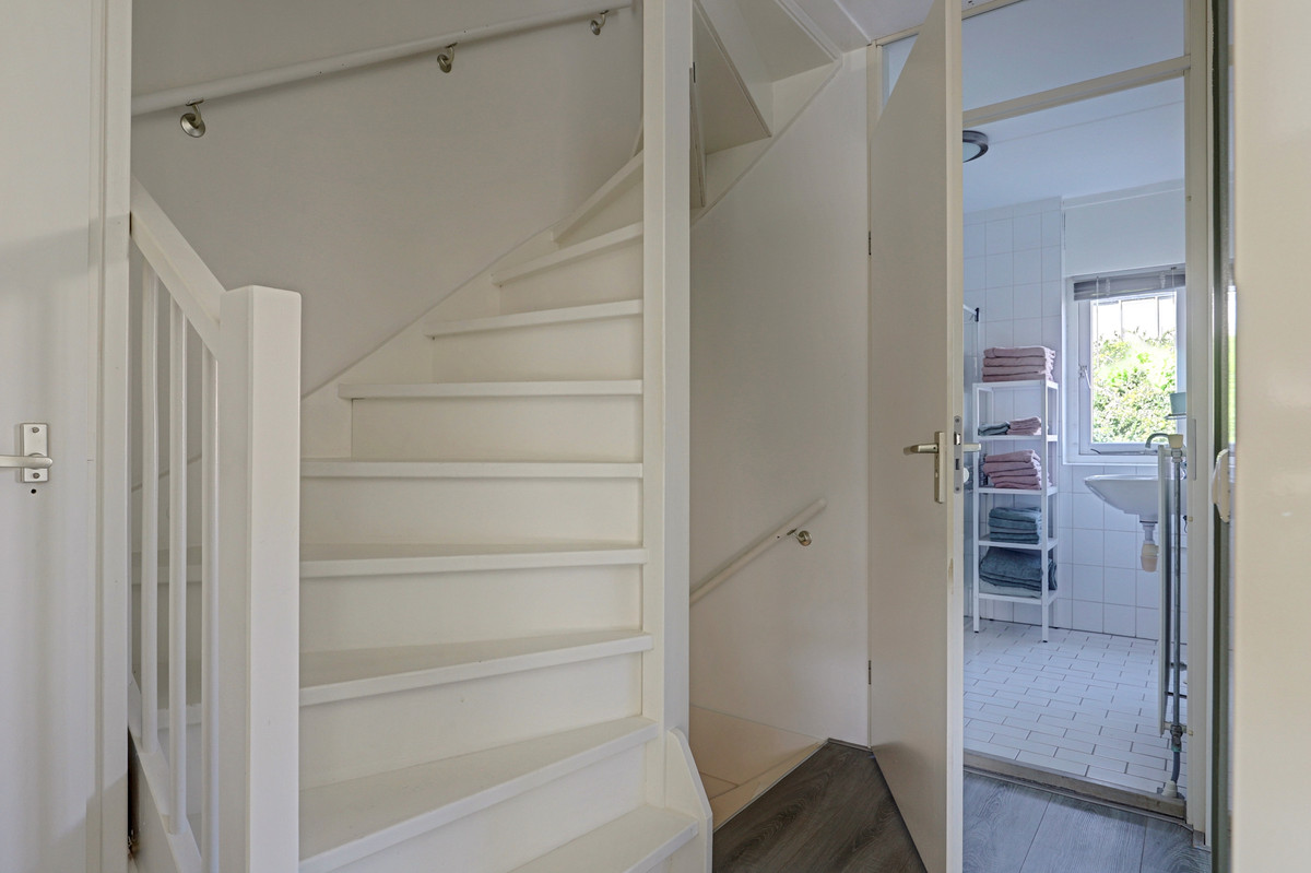 Tussenwoning te koop: Breitnerhof 207, Hoorn