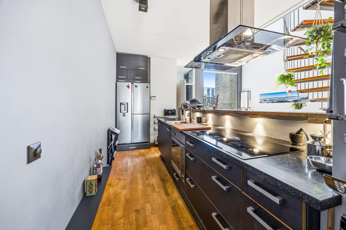 Tussenwoning te koop: Scholekstersingel 68, 'S-Gravenhage
