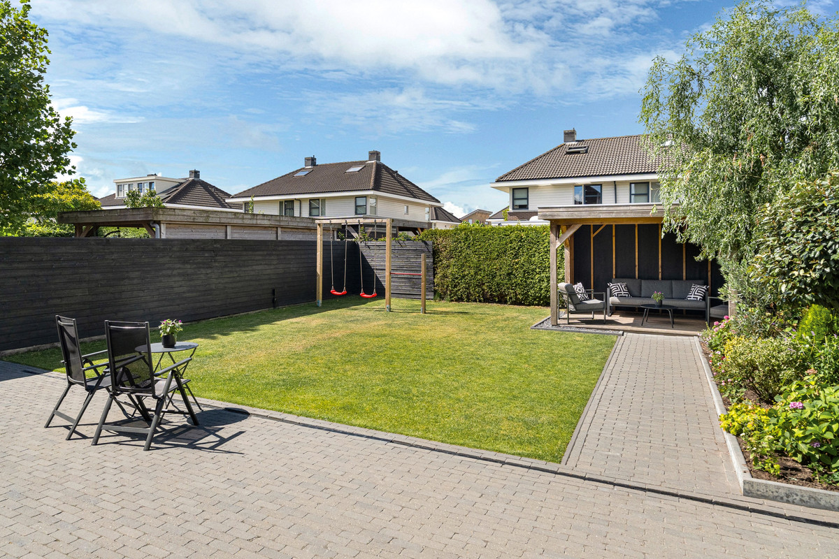 Vrijstaande woning te koop: Het Zool 34, Leeuwarden
