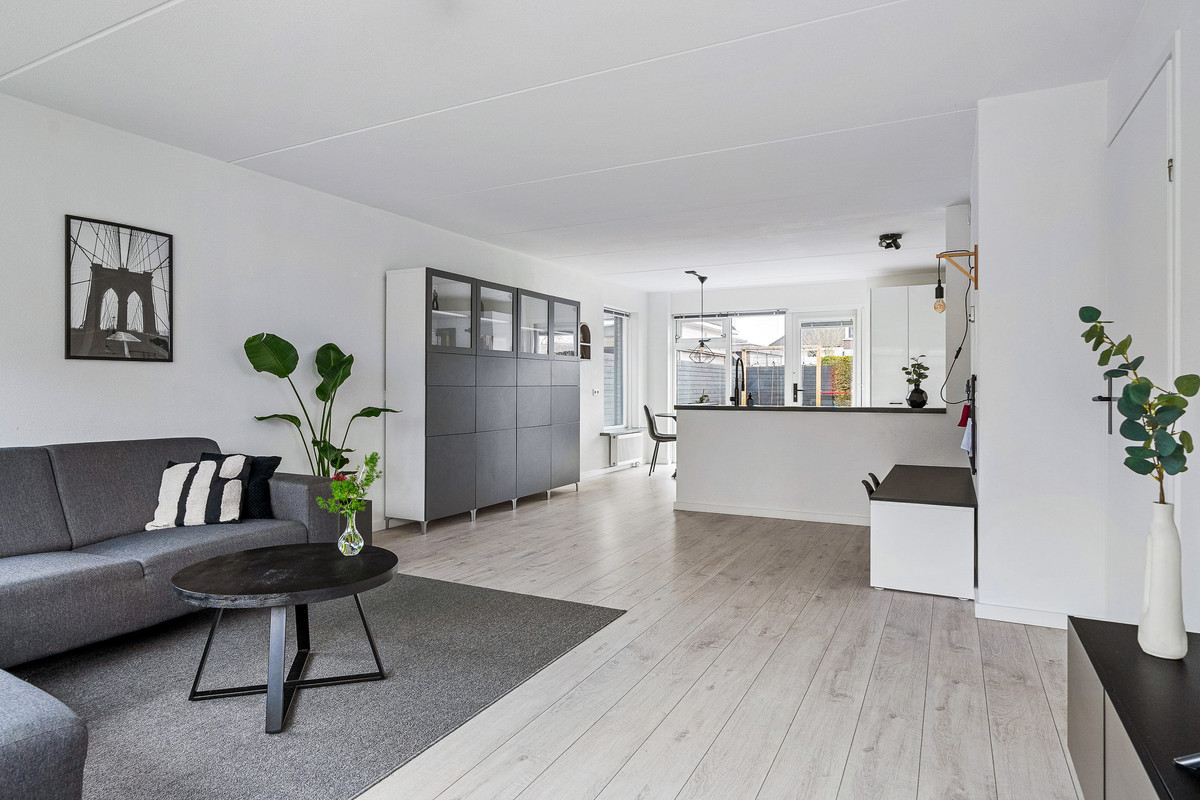 Vrijstaande woning te koop: Het Zool 34, Leeuwarden