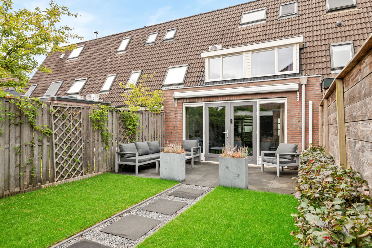 Tussenwoning te koop: Magnolia 3, Veenendaal